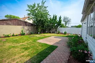 29 13th Ave, Elmwood Park, NJ 07407 - Photo 15