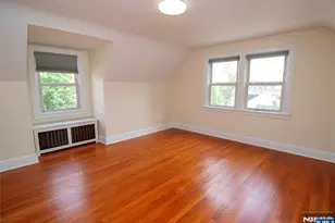 29 13th Ave, Elmwood Park, NJ 07407 - Photo 7