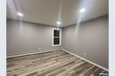 624 Devon Street 2nd Fl #2nd fl, Kearny, NJ 07032 - Photo 11