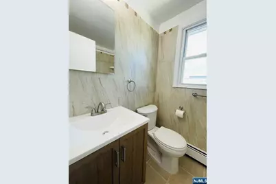 624 Devon Street 2nd Fl #2nd fl, Kearny, NJ 07032 - Photo 5