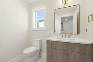 138-140 Weigands Ln 1, Secaucus, NJ 07094 - Photo 17