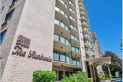 125 Prospect Avenue 16C #16C, Hackensack, NJ 07601 - Photo 3