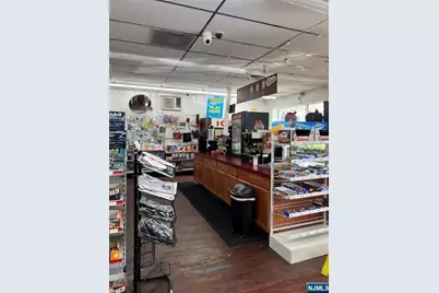 13 Locust, Wallington, NJ 07057 - Photo 3