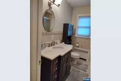 190 Martha Avenue, Elmwood Park, NJ 07407 - Photo 25