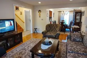 190 Martha Ave, Elmwood Park, NJ 07407 - Photo 9