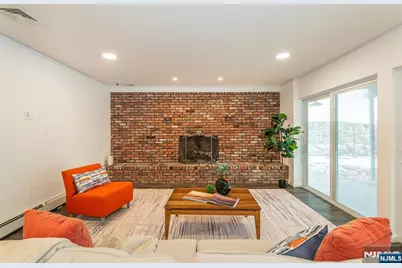 36 Yellow Brick Road, Wayne, NJ 07470 - Photo 9