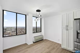 300 Winston Dr 2502, Cliffside Park, NJ 07010 - Photo 7