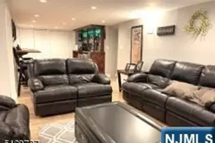 6 Chamberlain Ave, Little Ferry, NJ 07643 - Photo 11