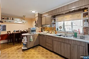 155 Mt Pleasant Ave, Dover, NJ 07801 - Photo 7