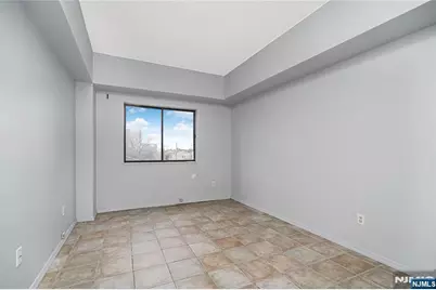 390 Gorge Road 402 #402, Cliffside Park, NJ 07010 - Photo 17