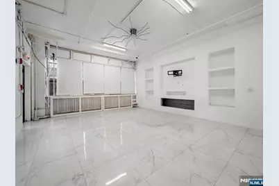 930 Newark Avenue, Jersey City, NJ 07306 - Photo 21