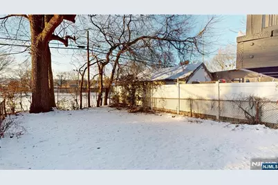 85 Brighton Avenue, East Orange, NJ 07017 - Photo 29