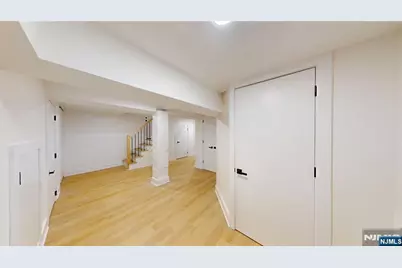 85 Brighton Avenue, East Orange, NJ 07017 - Photo 11