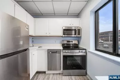 279 Clark Street B2 #B2, Hackensack, NJ 07601 - Photo 3