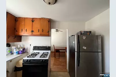 539 Sandra Place, Teaneck Township, NJ 07666 - Photo 5