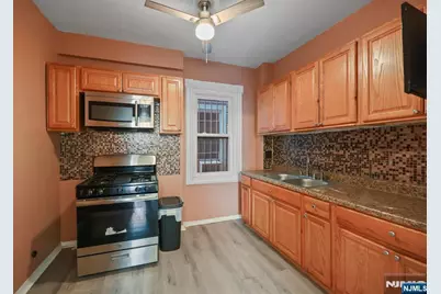 172 Hickory Street, Orange, NJ 07050 - Photo 7