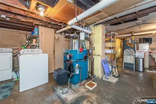 31 Gray St, West Caldwell, NJ 07006 - Photo 15