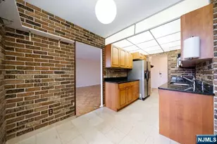 200 Winston Dr 401, Cliffside Park, NJ 07010 - Photo 9