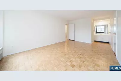200 Winston Drive 401 #401, Cliffside Park, NJ 07010 - Photo 15