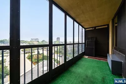 200 Winston Drive 401 #401, Cliffside Park, NJ 07010 - Photo 17