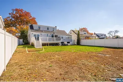 124 Hazley Avenue, Rochelle Park Township, NJ 07662 - Photo 27