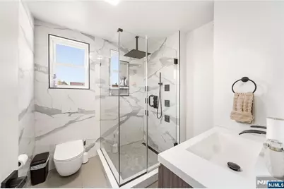 124 Hazley Avenue, Rochelle Park Township, NJ 07662 - Photo 15