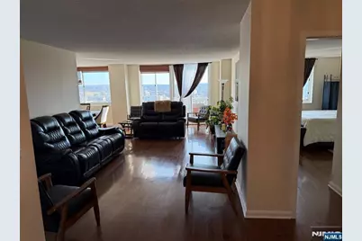 160 Overlook Avenue 11A #11A, Hackensack, NJ 07601 - Photo 3