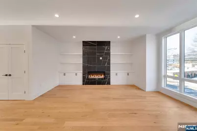 432 Stillwell Avenue B #B, Fort Lee, NJ 07024 - Photo 3