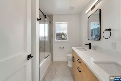 432 Stillwell Avenue B #B, Fort Lee, NJ 07024 - Photo 23