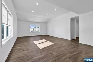 6 Rossi Ct 2, South Hackensack Township, NJ 07606 - Photo 5