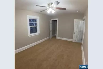 44 Tulip Street, Bergenfield, NJ 07621 - Photo 11
