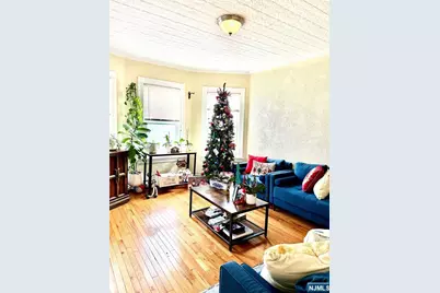 22 Mohawk Avenue 2nd Floor #2nd Floor, Hawthorne, NJ 07506 - Photo 3