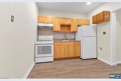 106 Peabody Place, Newark, NJ 07104 - Photo 7