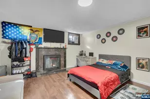 297 Hamilton Pl, Hackensack, NJ 07601 - Photo 11