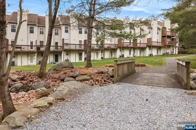 826 Georgetown Drive, Ramsey, NJ 07446 - Photo 31