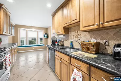 826 Georgetown Drive, Ramsey, NJ 07446 - Photo 13