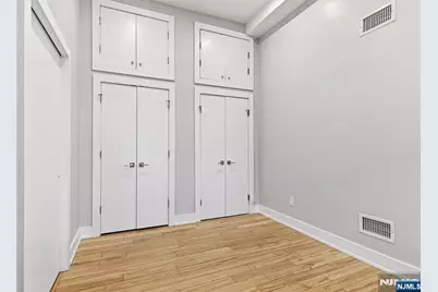 12 Dempsey Avenue A #A, Edgewater, NJ 07020 - Photo 15