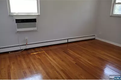 1032 Glen Road, Fort Lee, NJ 07024 - Photo 17