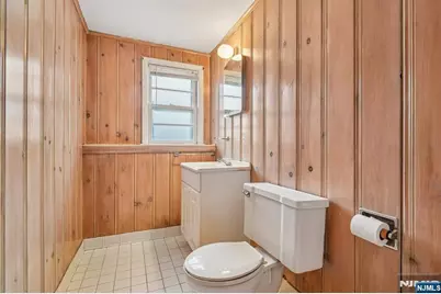 295 Georgian Drive, Paramus, NJ 07652 - Photo 37