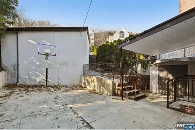 32 Hudson Terrace 2 #2, Edgewater, NJ 07020 - Photo 37