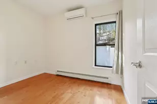 32 Hudson Terrace 2, Edgewater, NJ 07020 - Photo 17