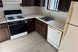 107 Bellgrove Dr 3B, Mahwah, NJ 07430 - Photo 3