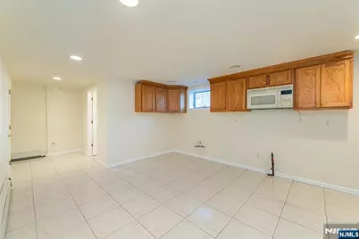 405 Chestnut Street 1 #1, Ridgefield, NJ 07657 - Photo 9