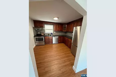 75 Park Avenue Floor 2 #Floor 2, Lodi, NJ 07644 - Photo 5