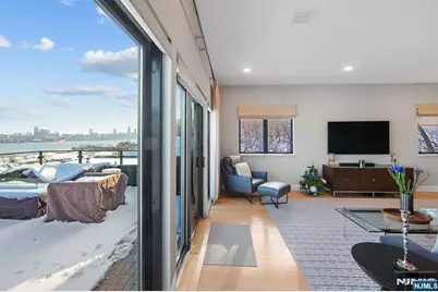 606 Undercliff Avenue 1 #1, Edgewater, NJ 07020 - Photo 21