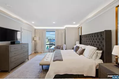 606 Undercliff Avenue 1 #1, Edgewater, NJ 07020 - Photo 11