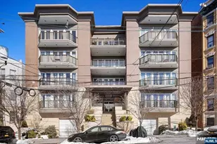 34-40 48th Street 4C, Weehawken, NJ 07086 - Photo 1