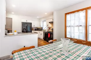 18 Stanford Pl, Wayne, NJ 07470 - Photo 5