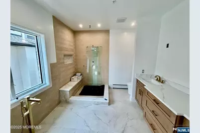 65 Knox Avenue, Cliffside Park, NJ 07010 - Photo 37