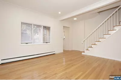 5 Beverly Place, Edgewater, NJ 07020 - Photo 5